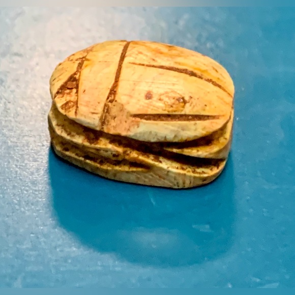 Vintage Hand Carved Egyptian Scarab Beetle Jewelry Bead - Picture 14 of 15